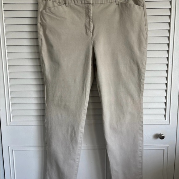 Liz Claiborne Pants - Liz Claiborne Tan Women's Pants